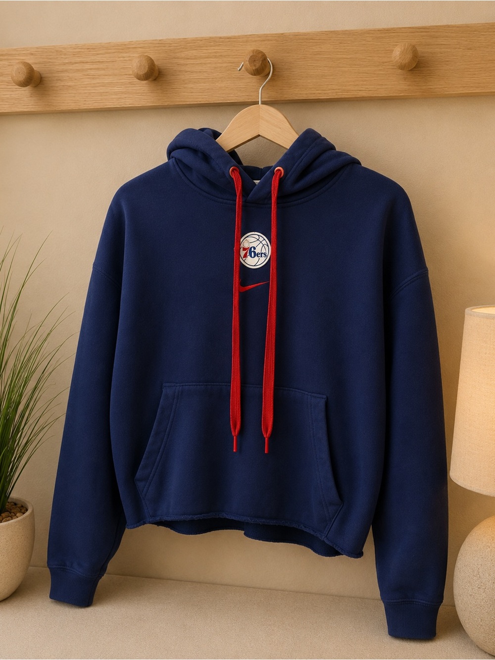 Nike Philadelphia 76ers Courtside Cropped NBA Blue Hoodie Crew Sweatshirt Small